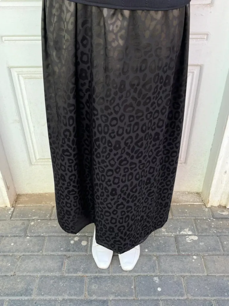 Satin prined skirt #22