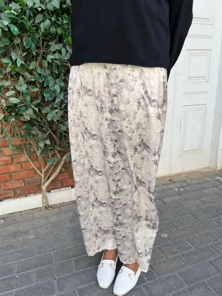 Satin prined skirt #23
