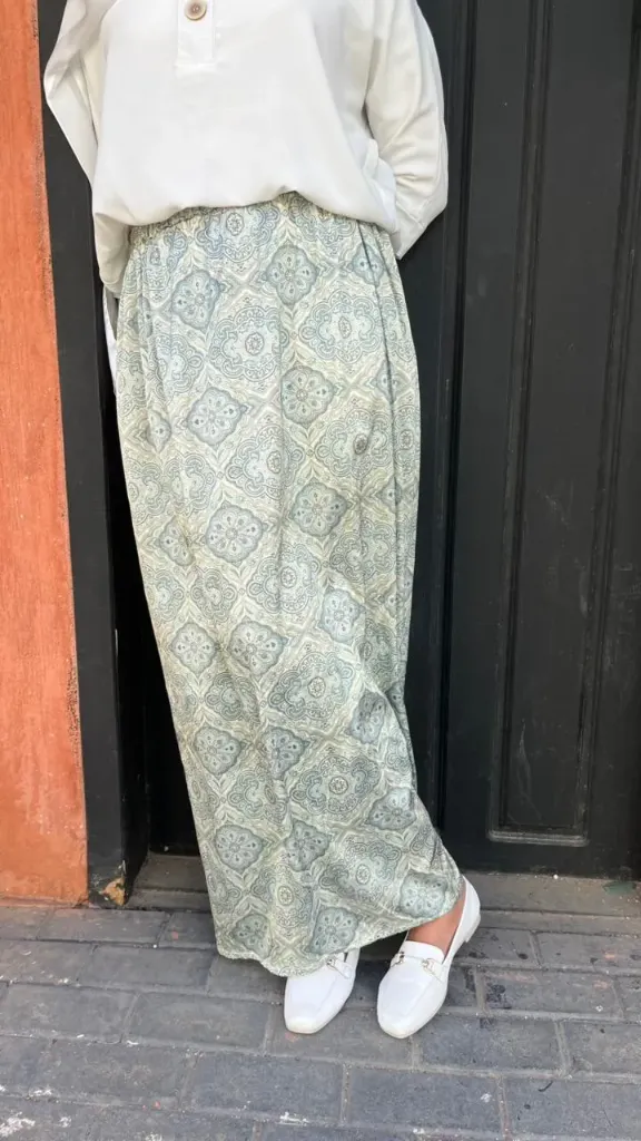 Satin prined skirt #24