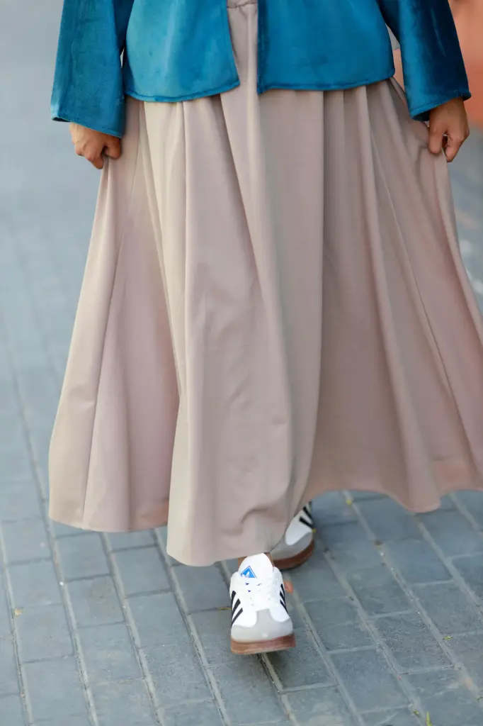 cafe latte cloche skirt